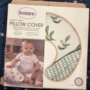 Boppy Nursing Pillow Cover Organic, Green Leaves